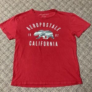 Aeropostale California Red Camo Bear Graphic Crewneck Short Sleeve Tee * Medium